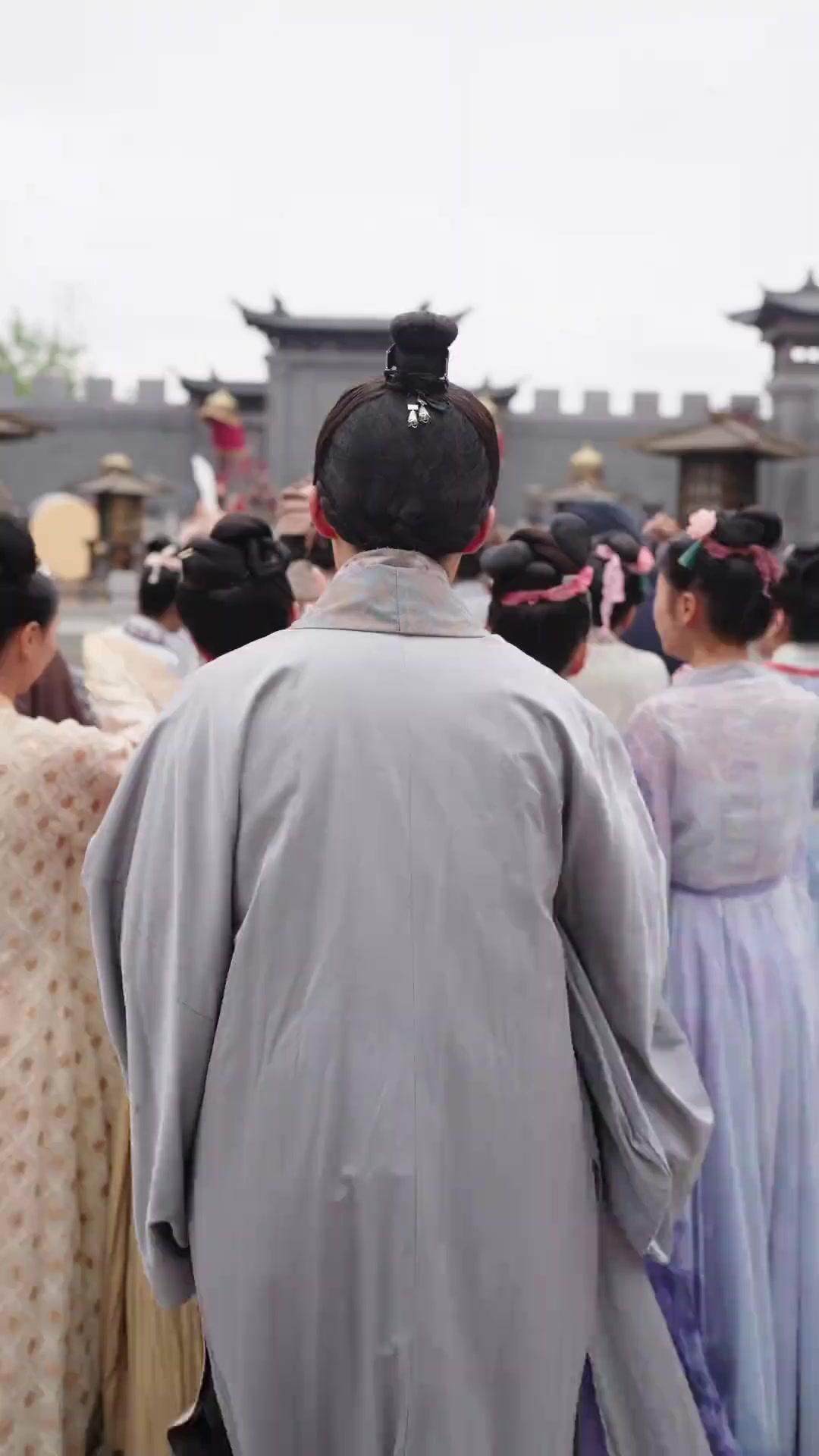 Watch Me Crown My Daddy!