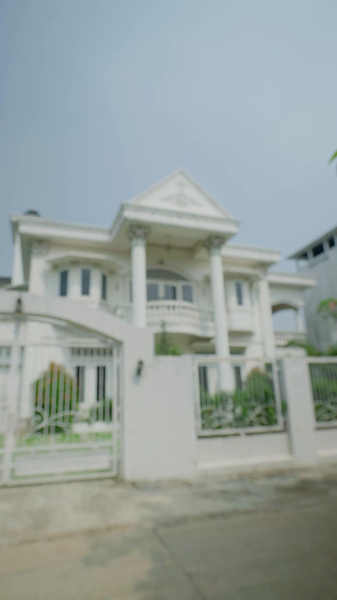 ITIK JADI ANGSA