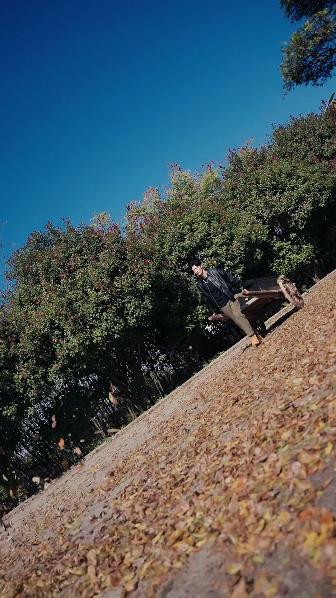 냉혈한 킬러의 따뜻한 변주