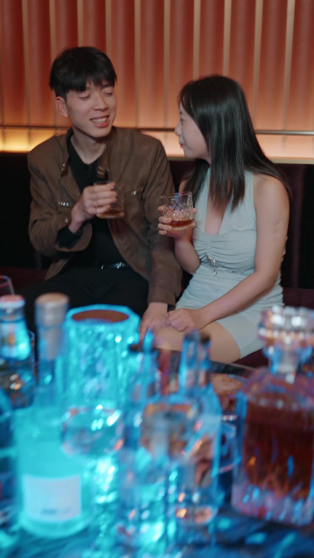그림자 딜러: 사랑 뒤에 온 사랑
