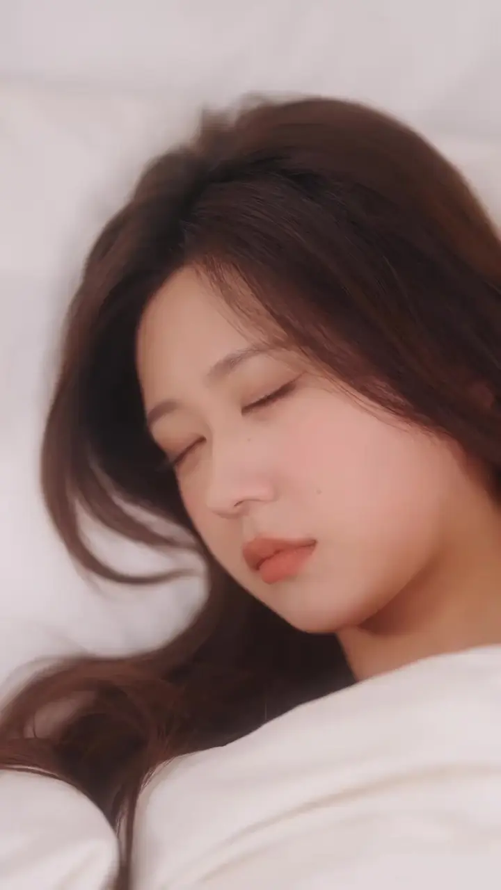 Kiss Me Like I'm Dying Episode 18