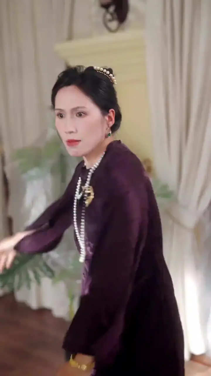 Spoil You 24/7, Your Highness! Episode 1