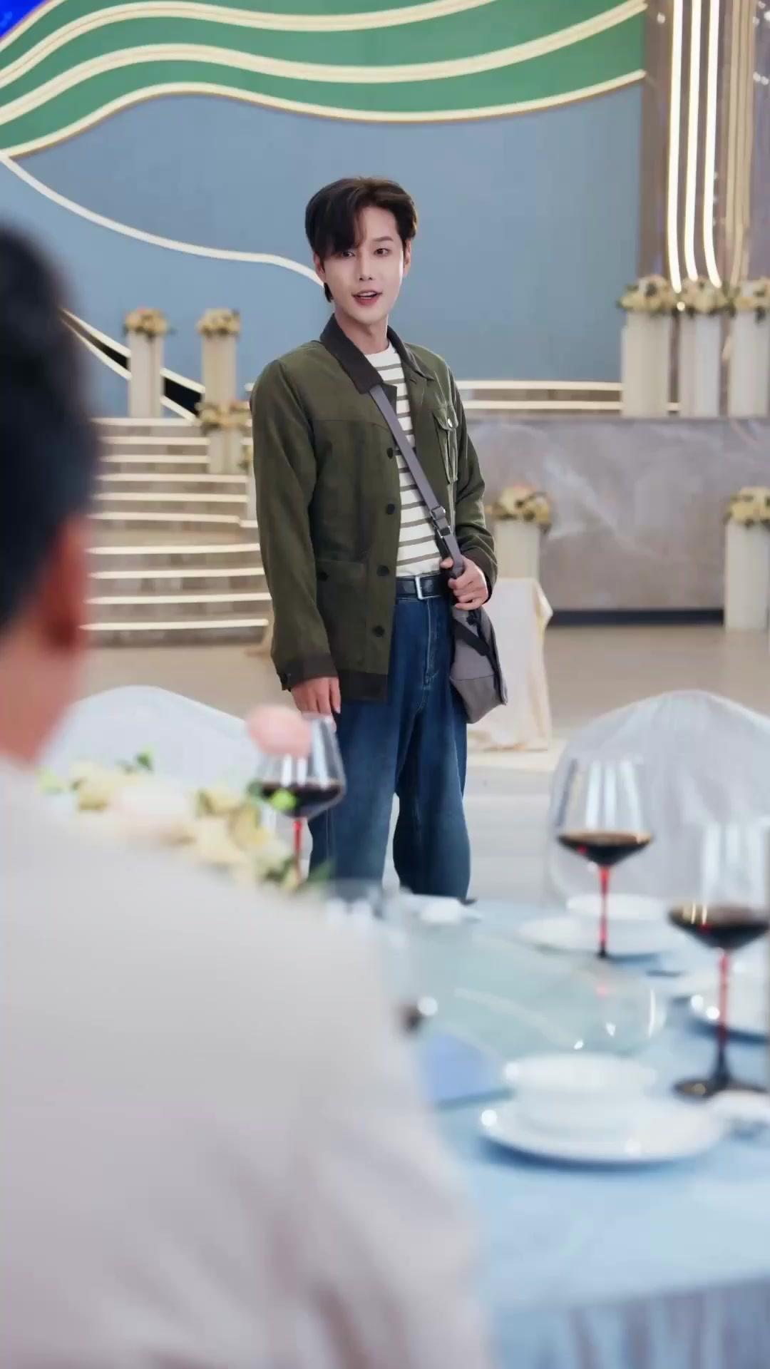 사랑을 찾아 하산한 문주