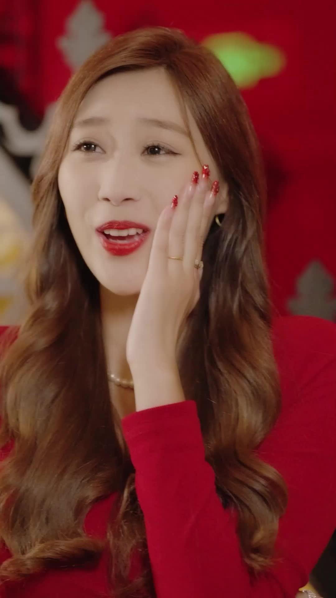 너무 가까운 비서