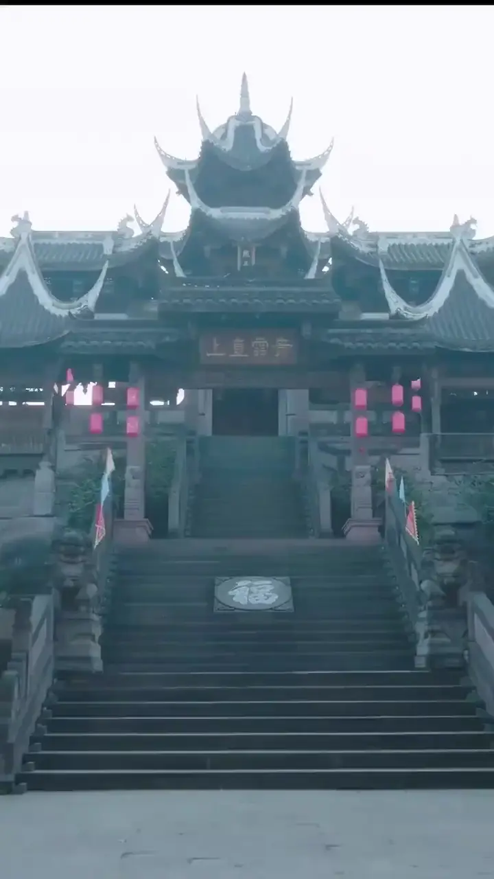 (Dubbed) A God in a Fool’s Flesh Episode 40