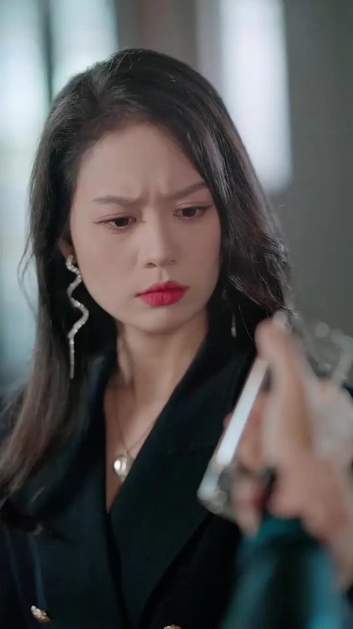 Love, Lies, and a Little One Episode 14