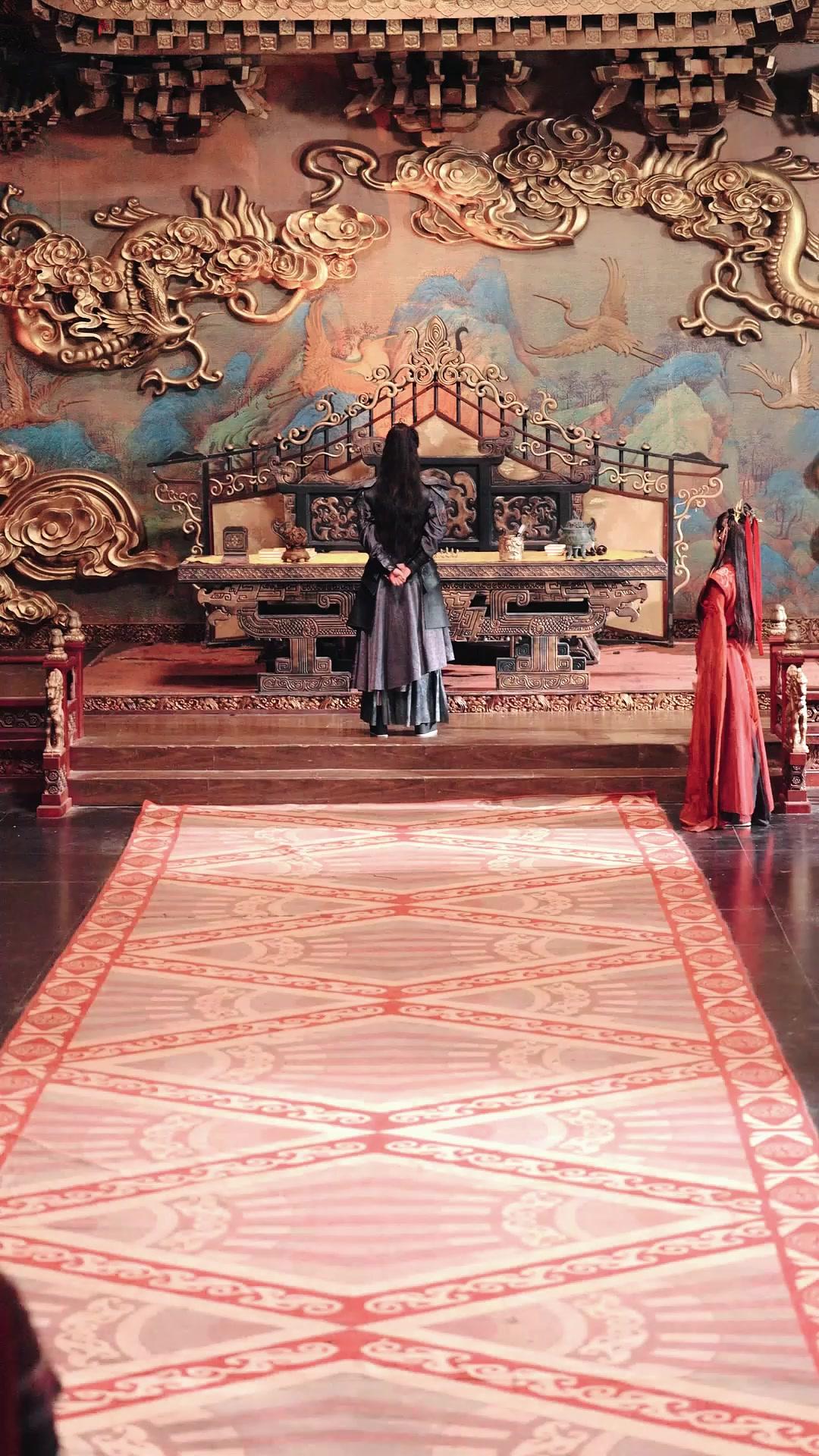 Putra Mahkota yang Membelot