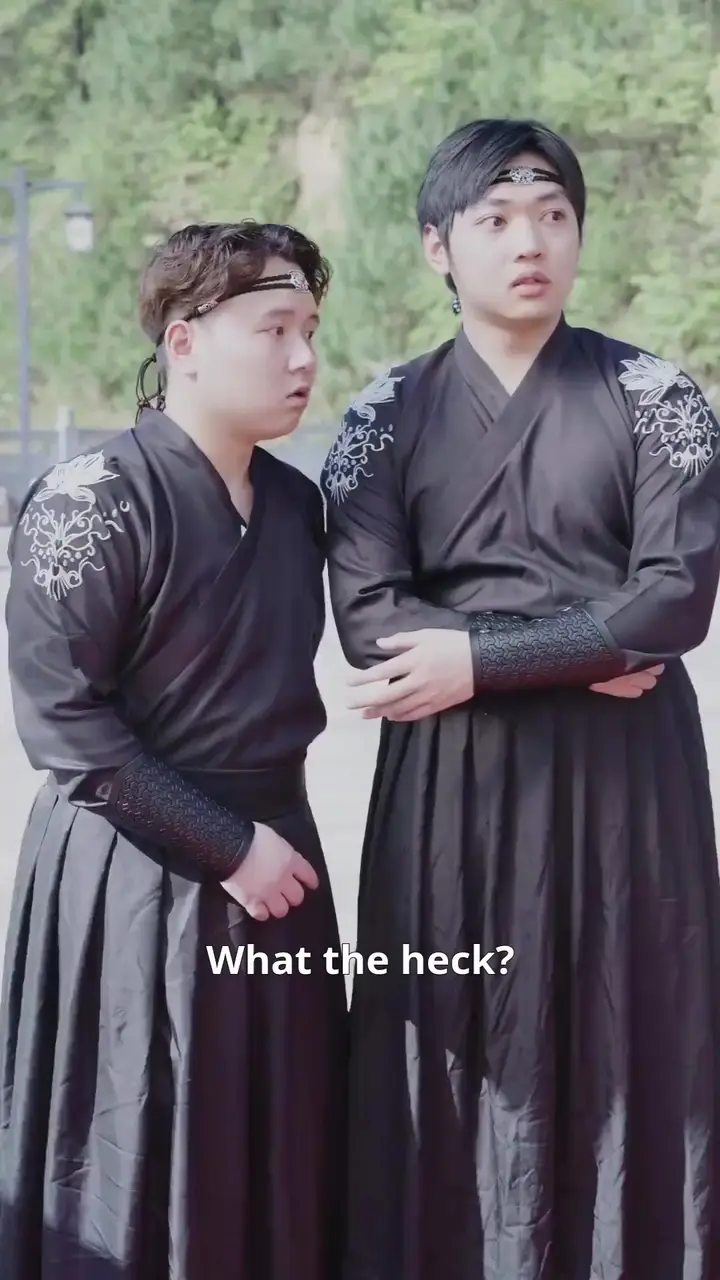 (Dubbed) A God in a Fool’s Flesh Episode 32