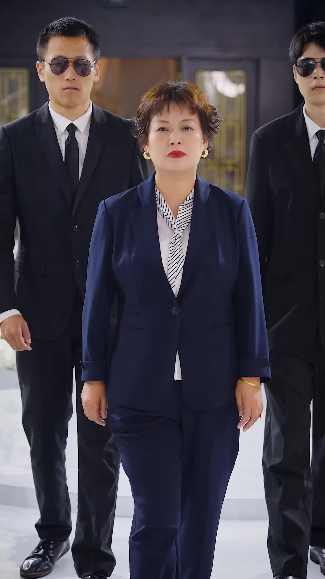 Putri kesayangan yang cantik