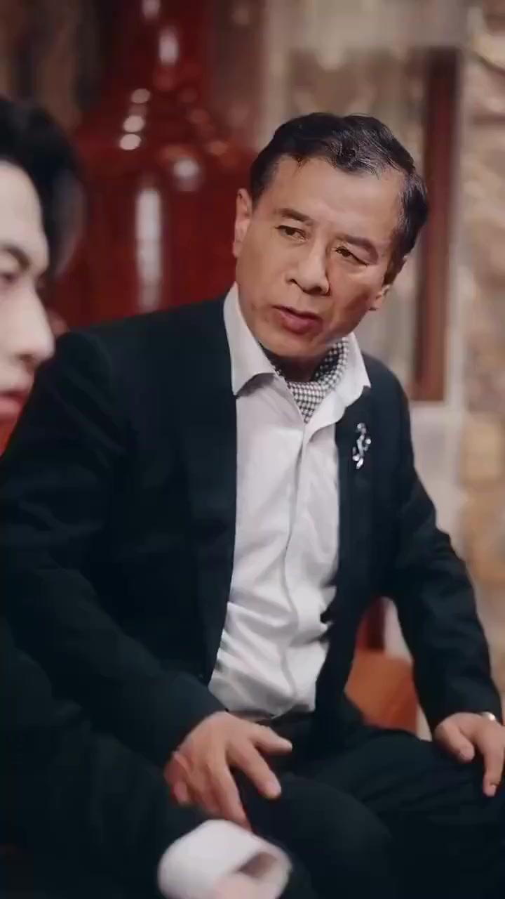 (Dubbed)Mafia Darling, Smooth Killer