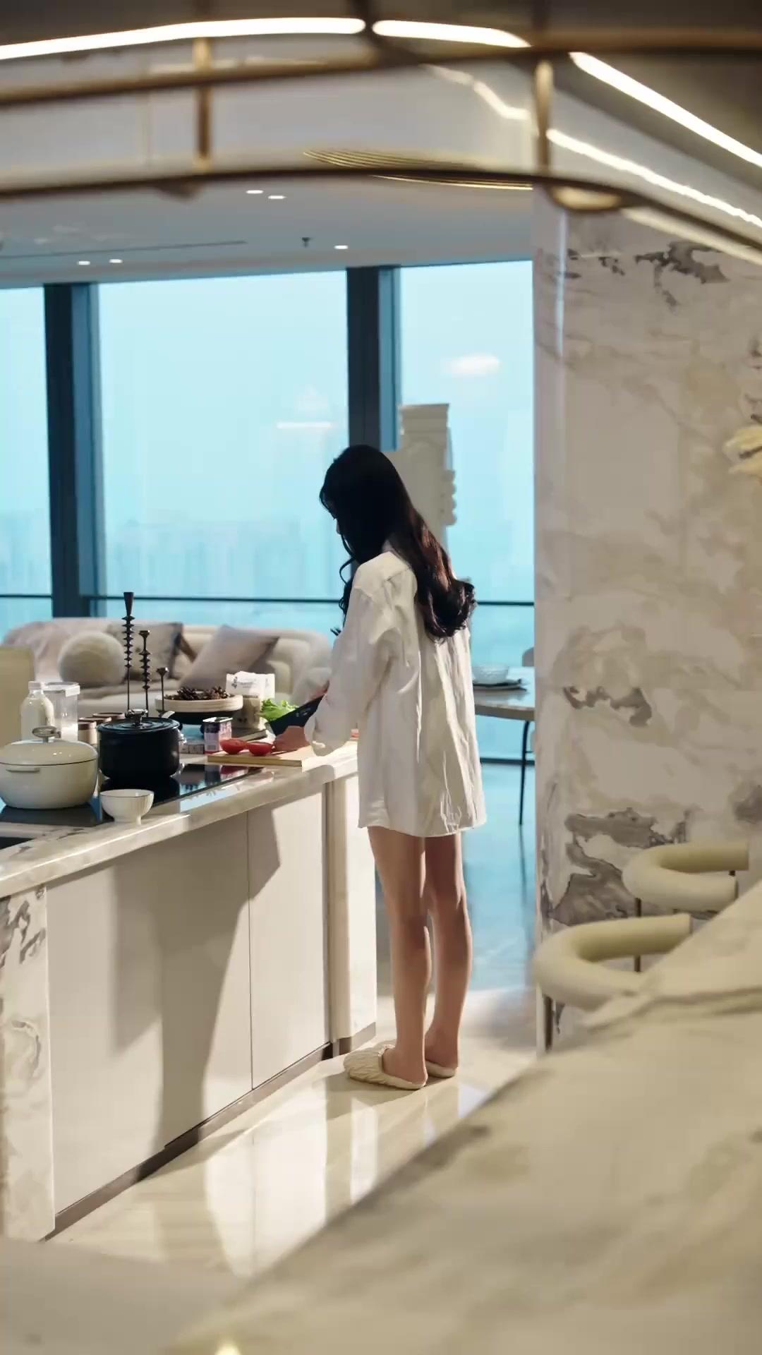 억지 결혼, 예상치 못한 사랑