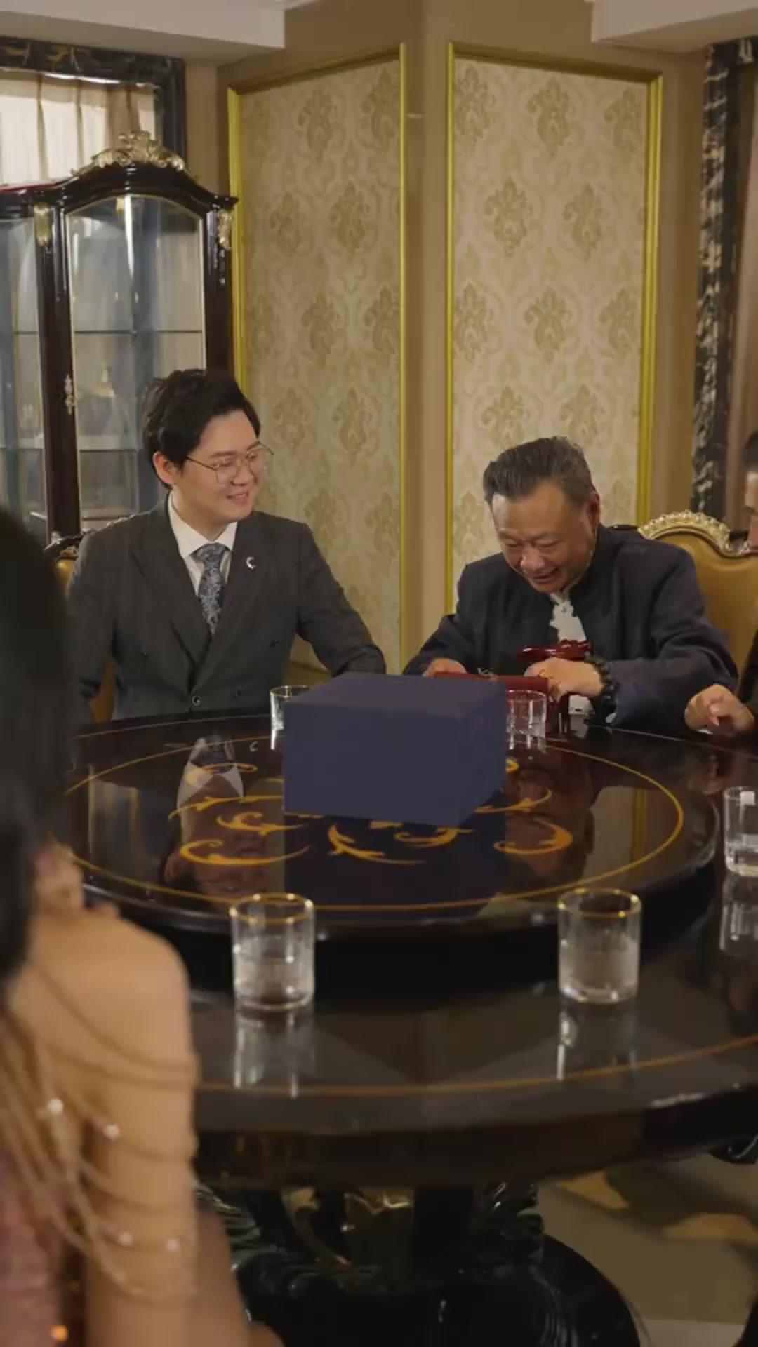 PDKT sama CEO