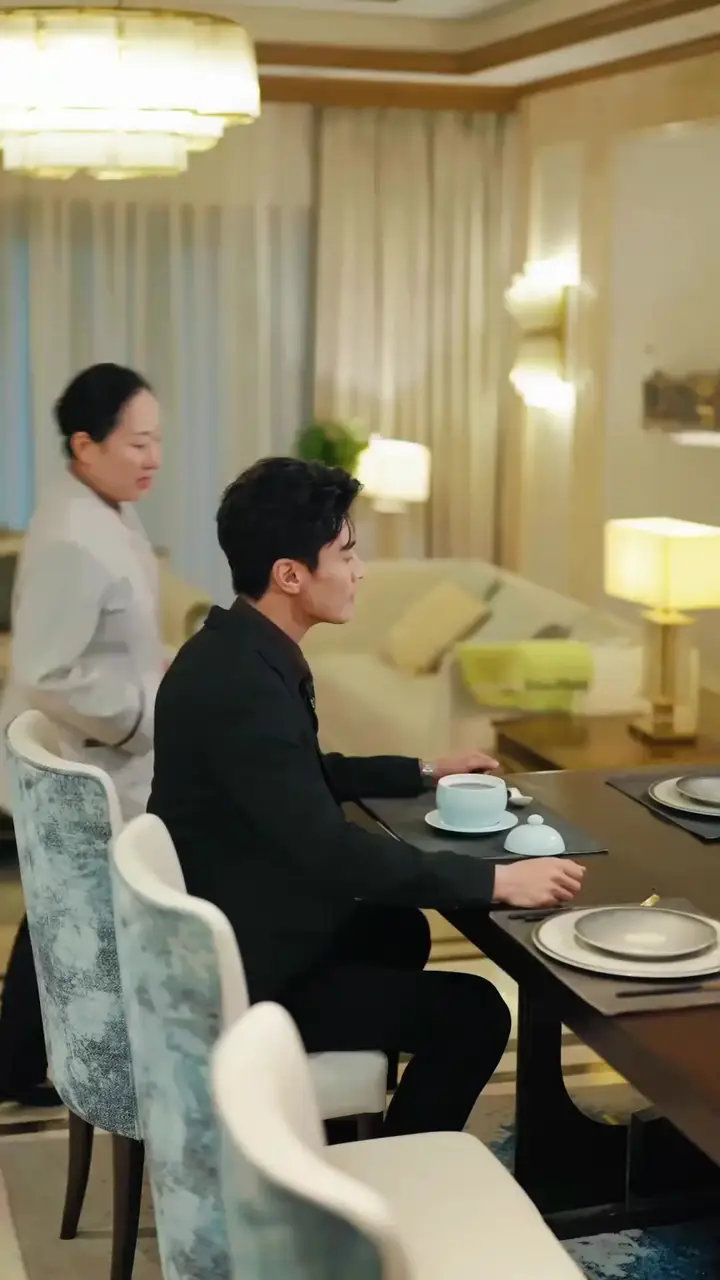 Mrs. Nobody Becomes Dr. Miracle! Episode 13