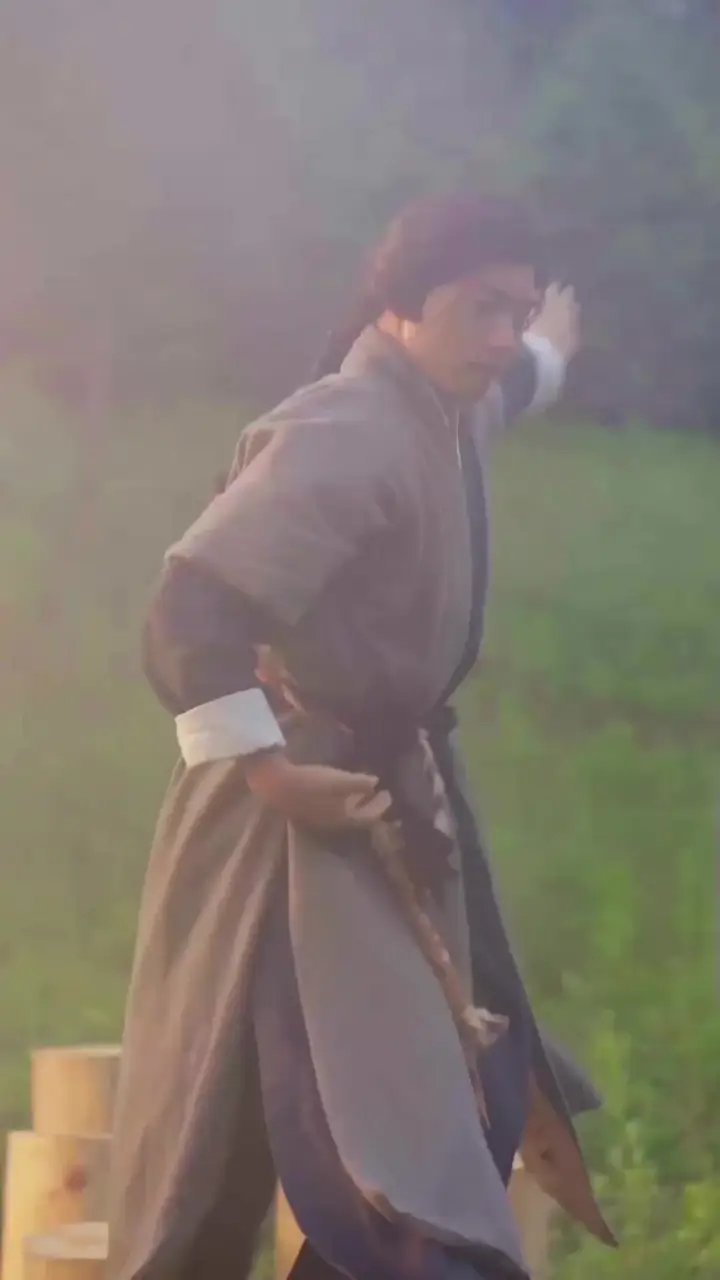 (Dubbed)Rise of the Banished Dragon Episode 2