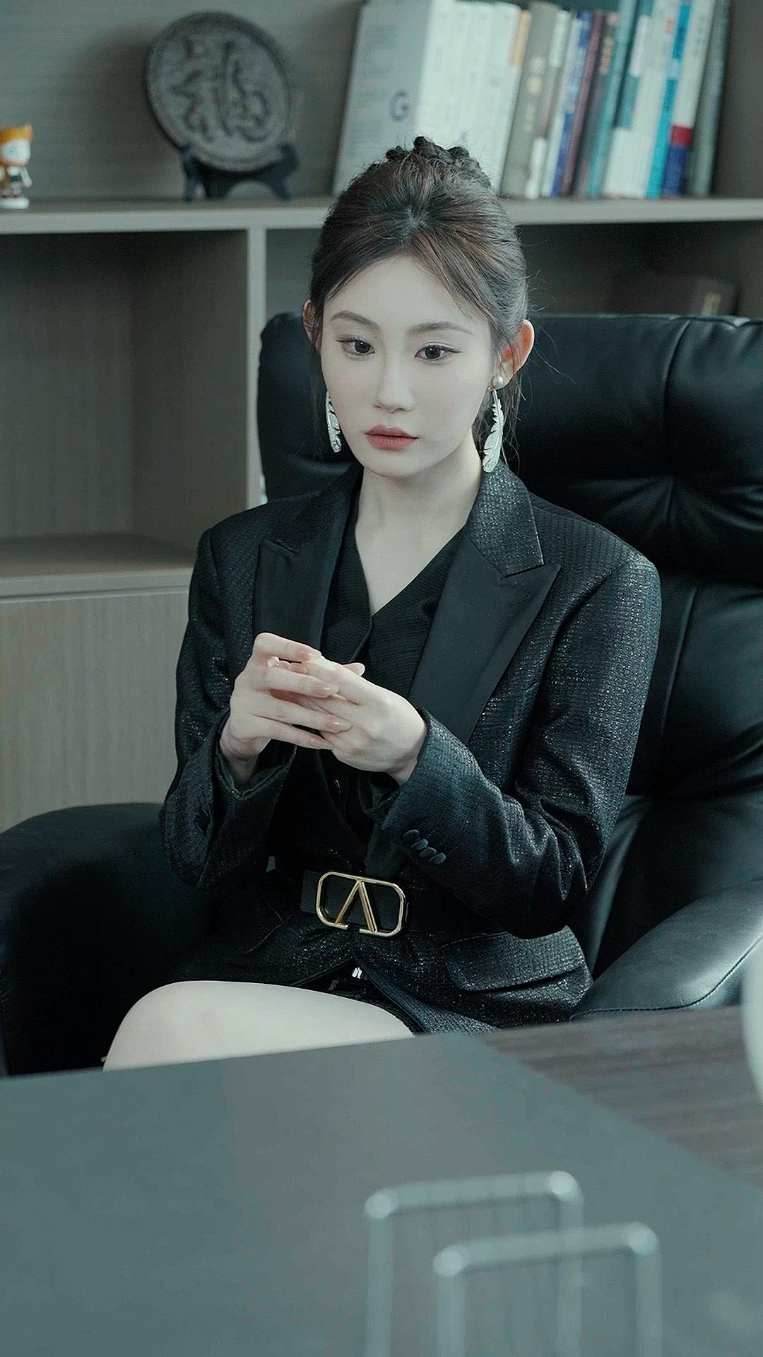 保全制服下的秘密