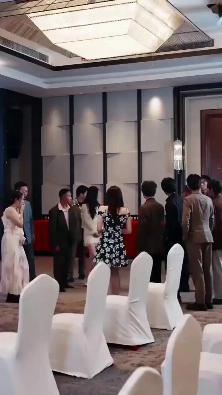 (Dublajlı) Eşsiz Qilin Bedeni Bölüm 56