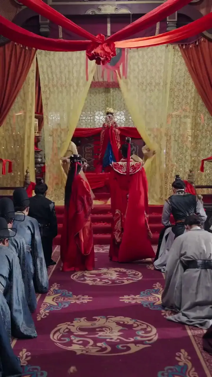 (Dubbed)Who's the Real Queen? Episode 10