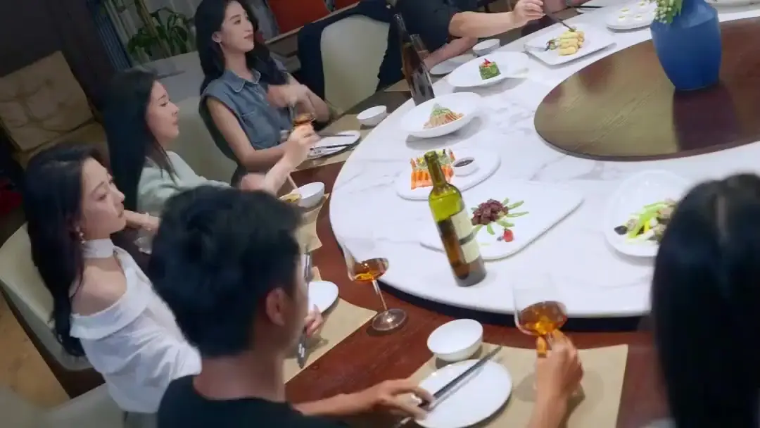 I'm My Boss's Secret Nanny! The Dinner That Unraveled Everything