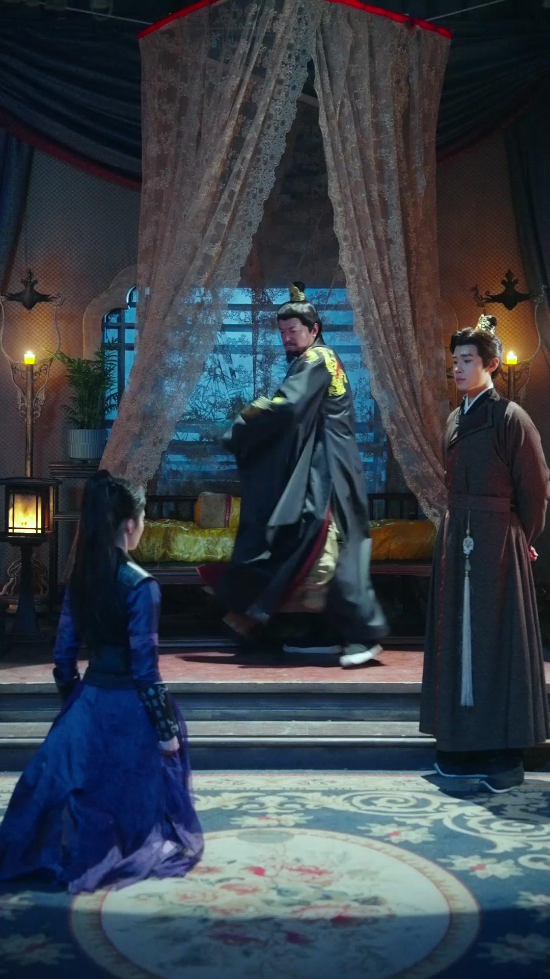 Back Off! I'm the Empress!