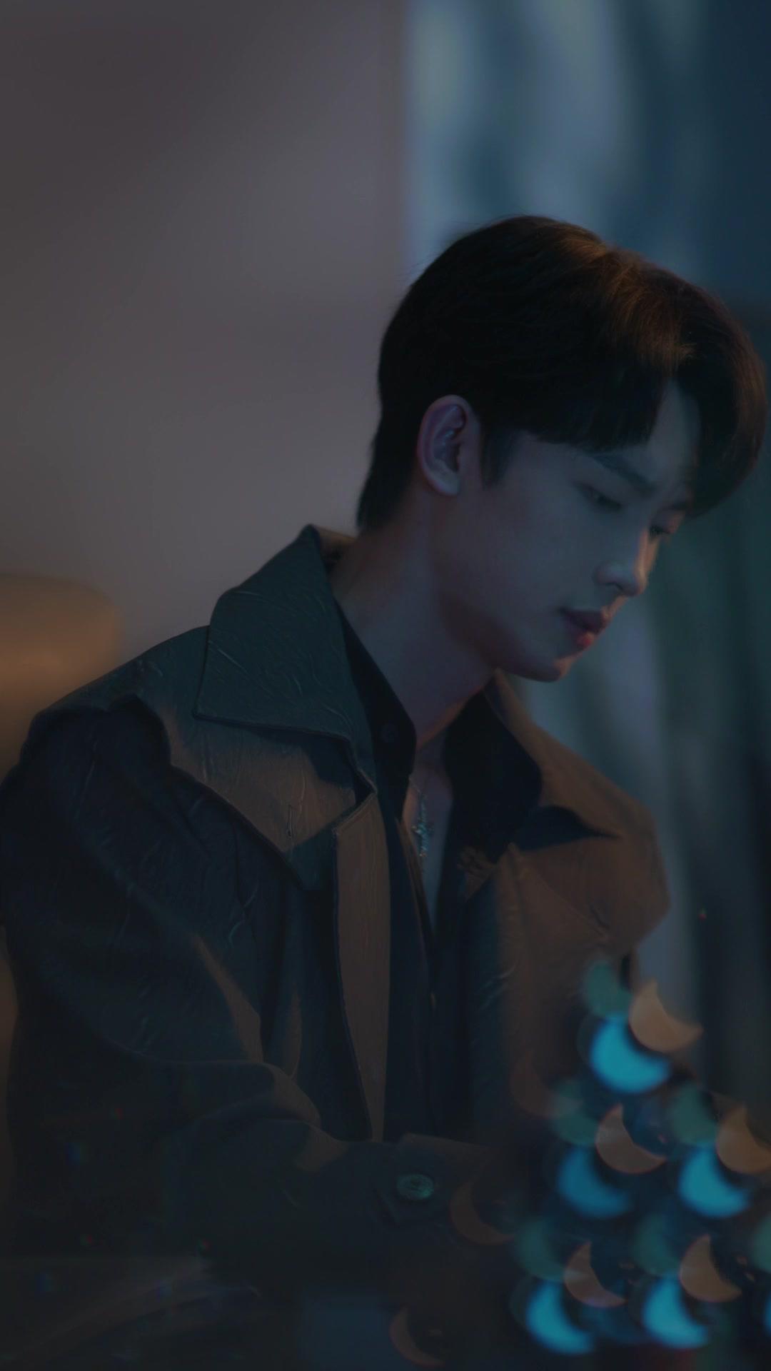Falling for My Father's Inheritor
