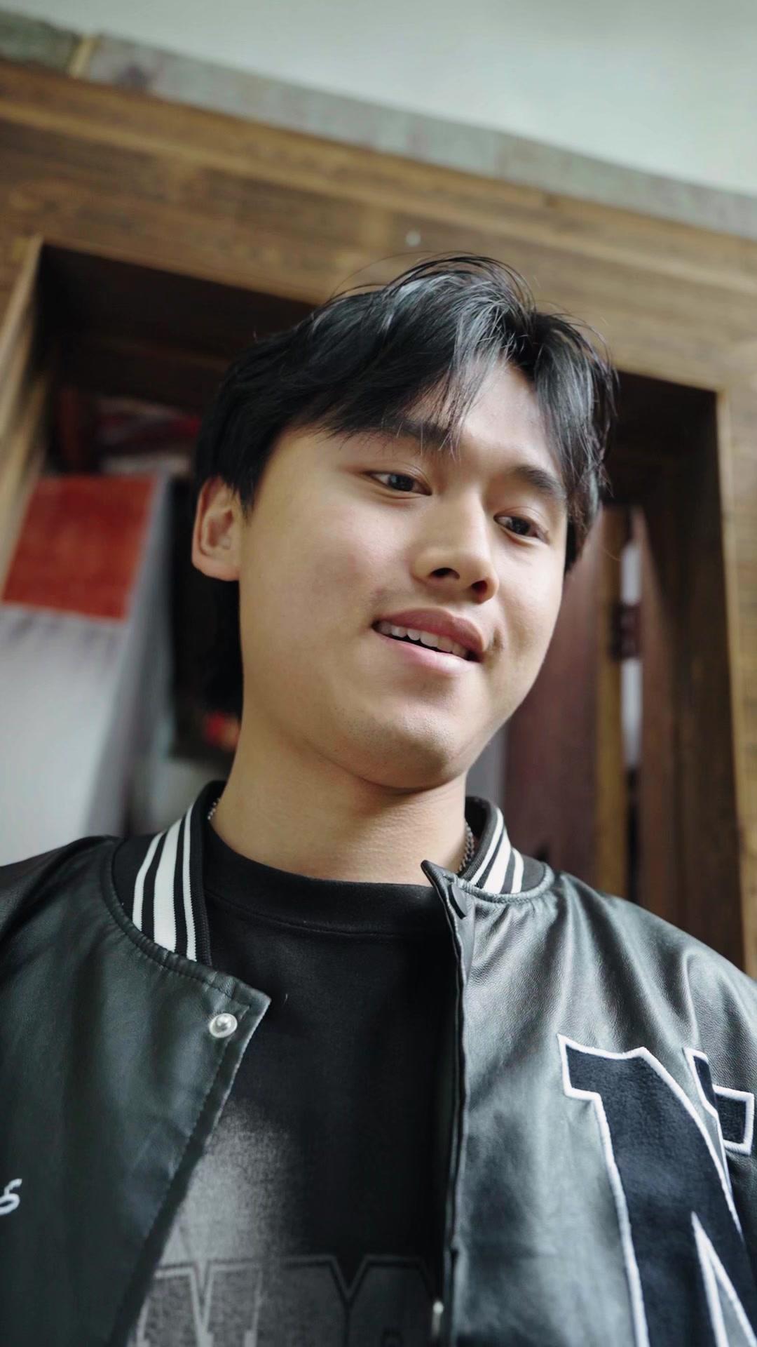 Ketibaan Burung Emas
