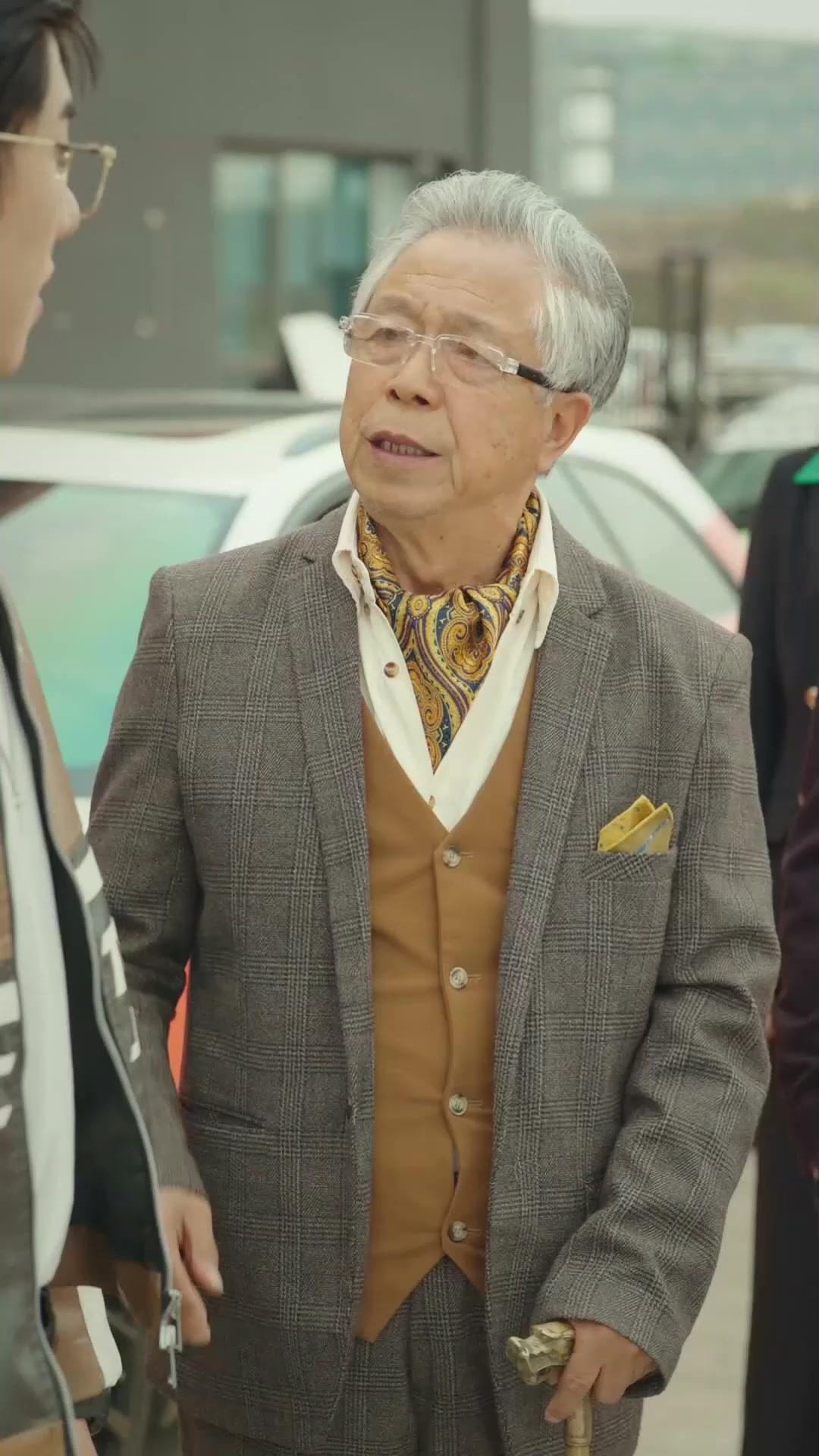 鬼手車后