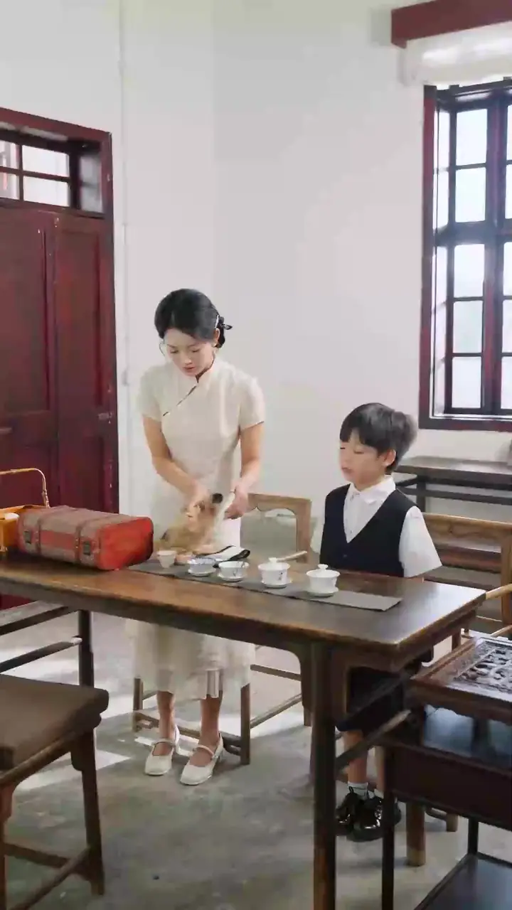 (Dubbed)Prisoned for Love Episode 34