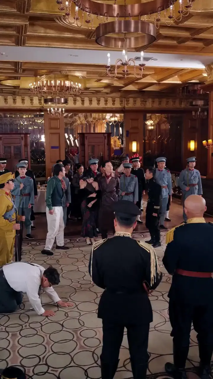 (Dublajlı)​ Eski Komutanın Son Savaşı Bölüm 41
