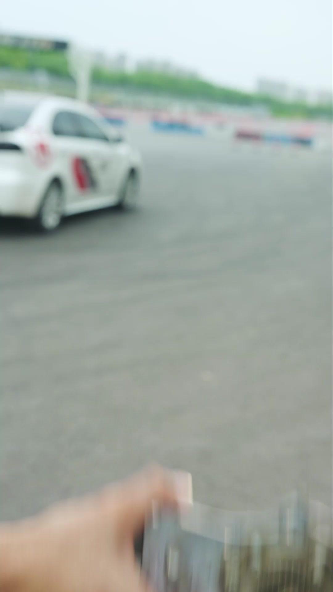 Lavaggio a Secco - Il Re della Pista
