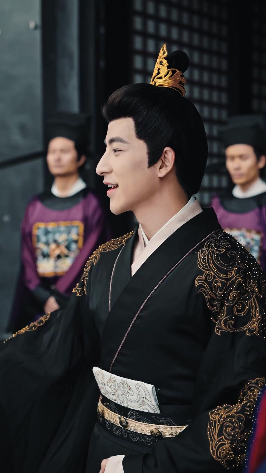 Damn! He is the Emperor!