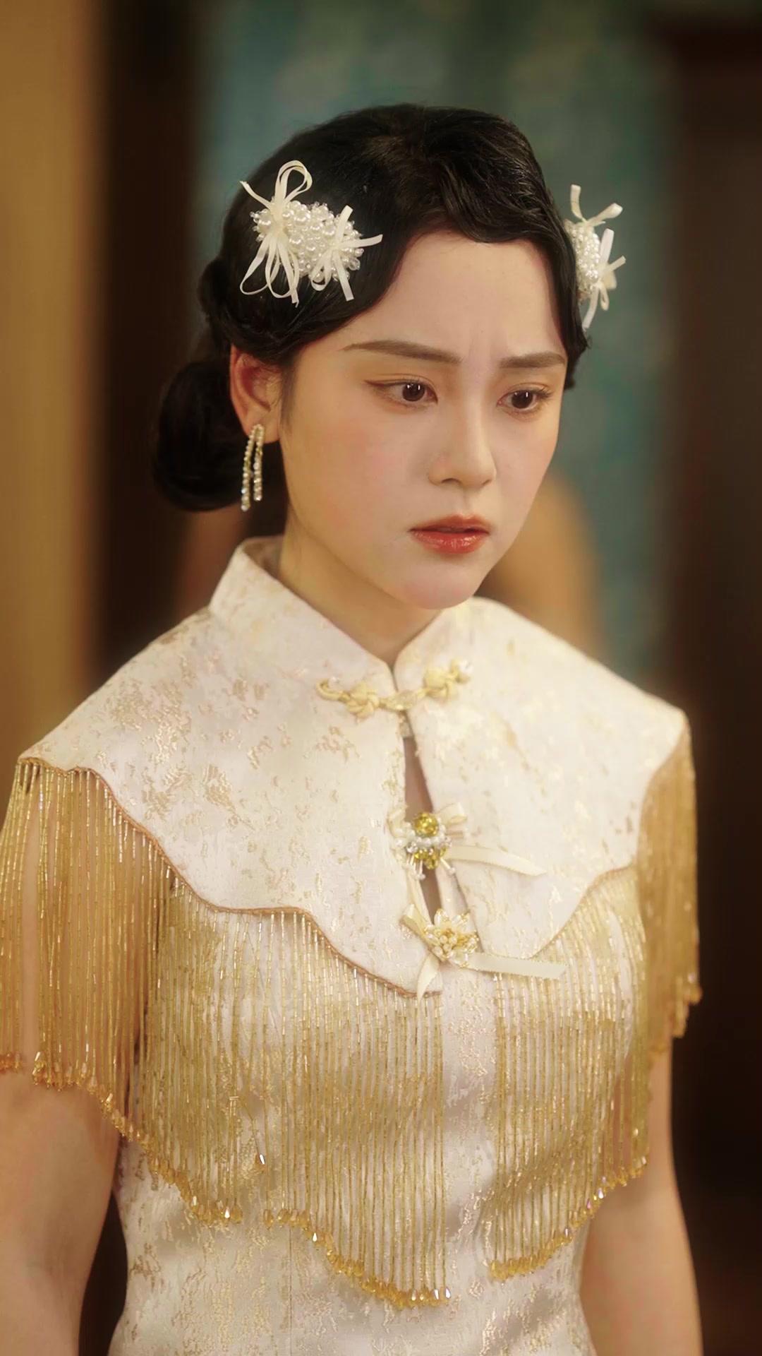 A Precious Rose to Die For