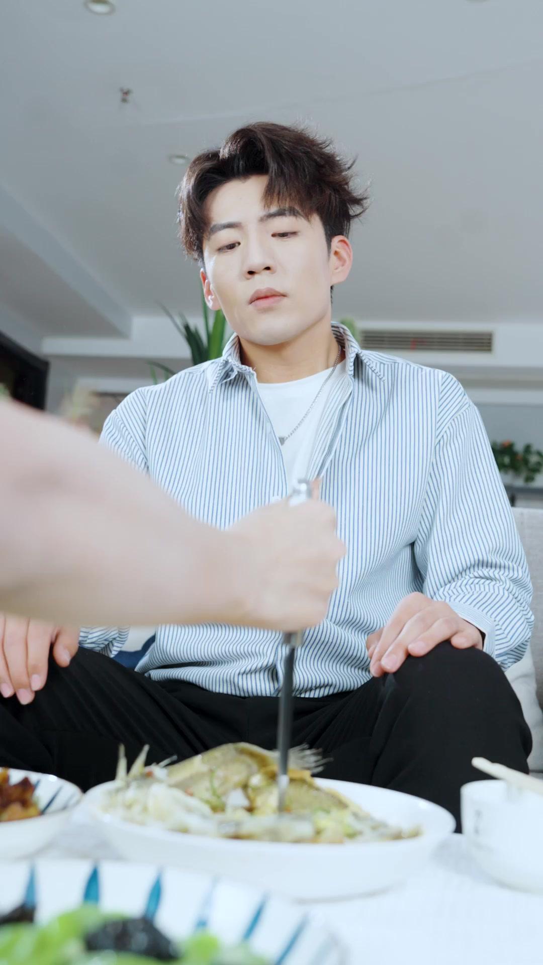 T’APPROCHE PAS DE MON HOMME