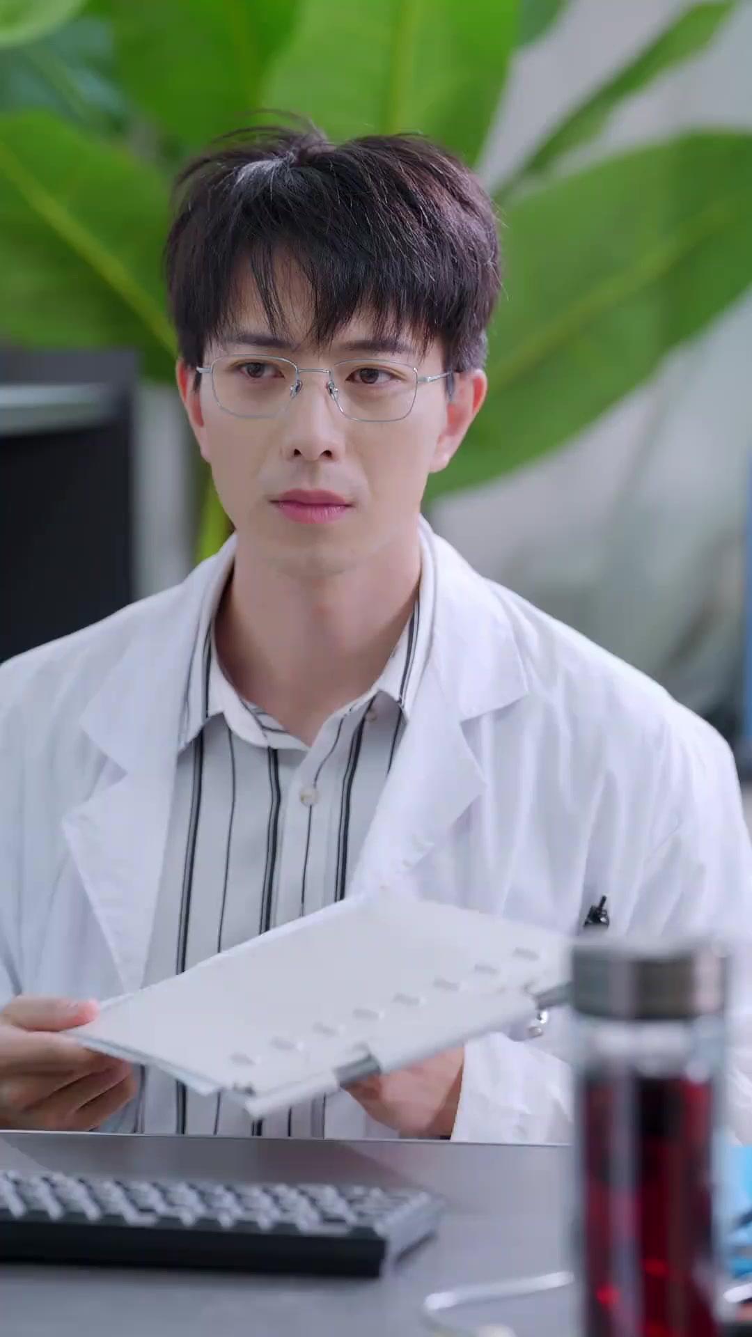 From Top Surgeon to Trash?