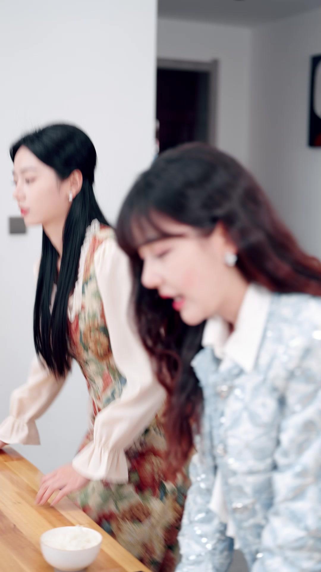 畫布上的裂痕