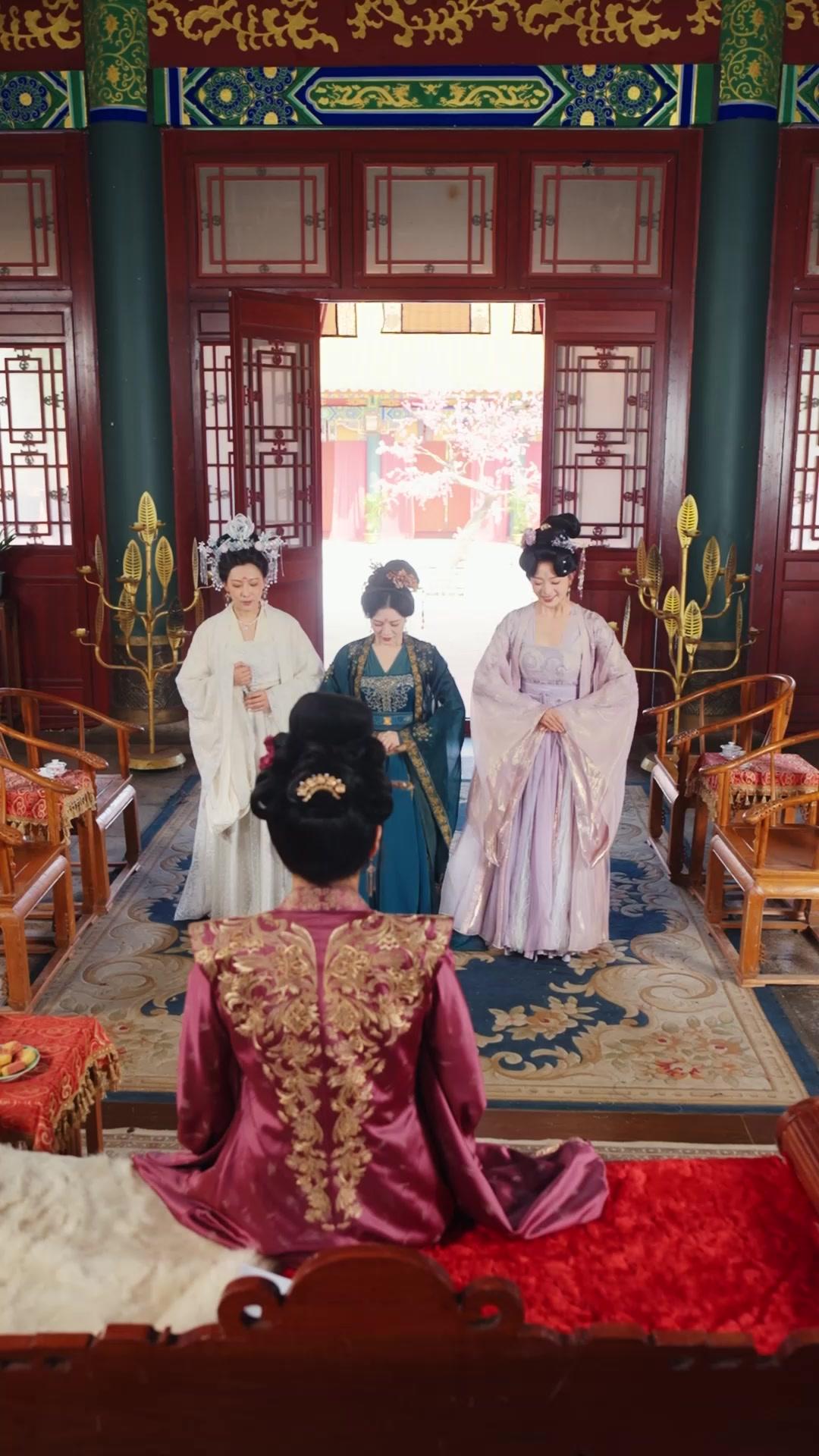 呪われ姫は運命を覆す