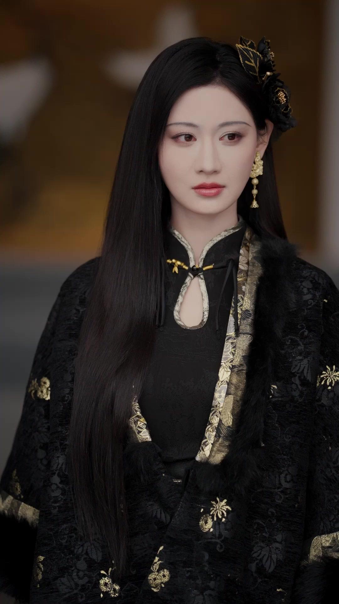 Dia Kuasai Dunia Manusia