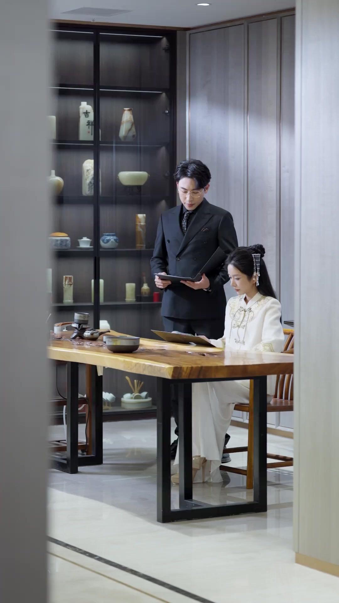 Gia Chủ Vô Tình