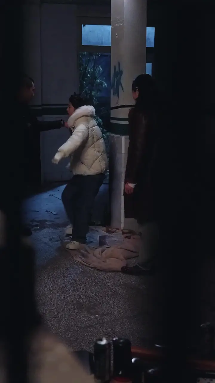 Soğukta Tek Başına Açan Çiçek Bölüm 50