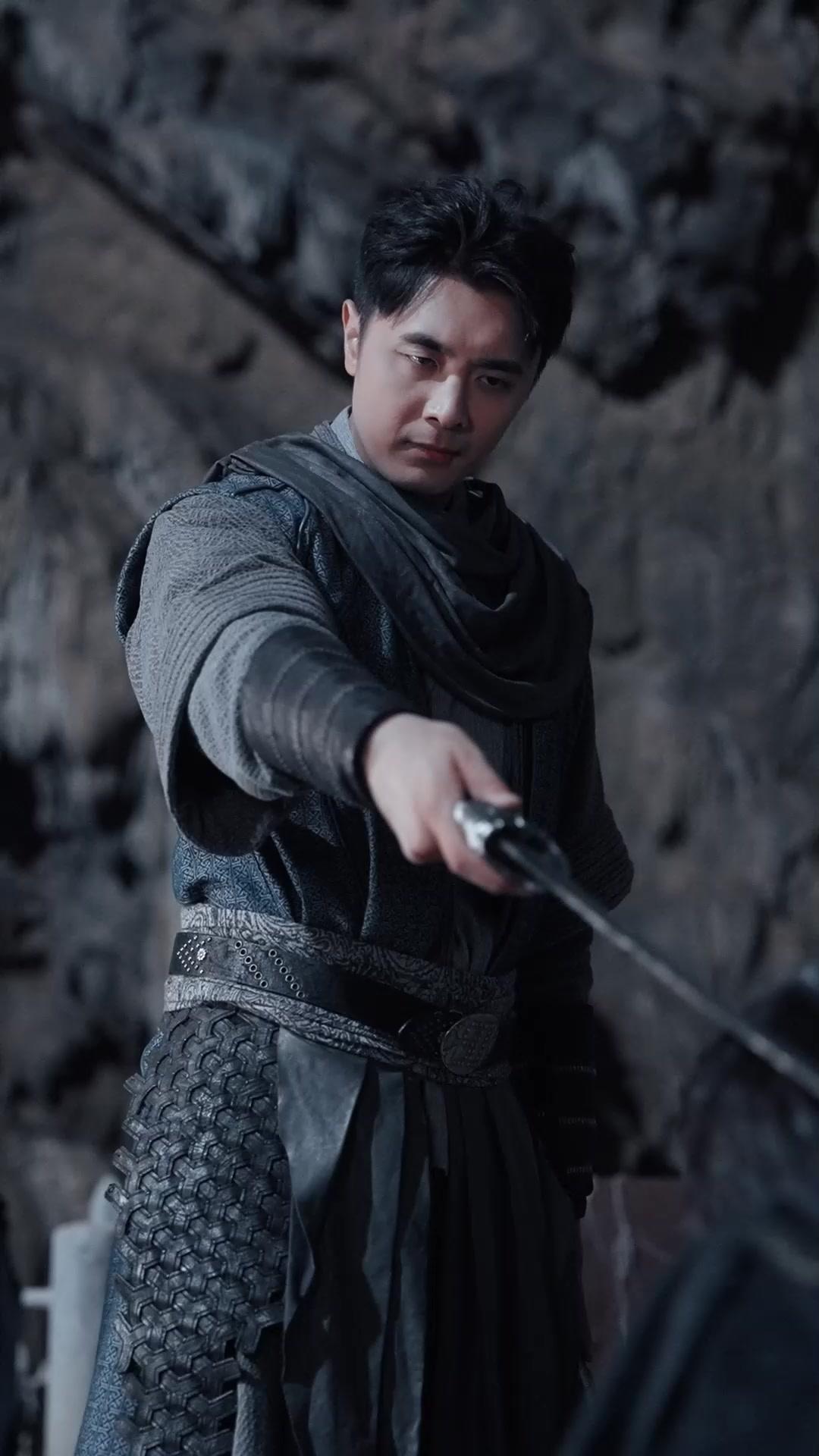 LE SABRE ET L'EXIL