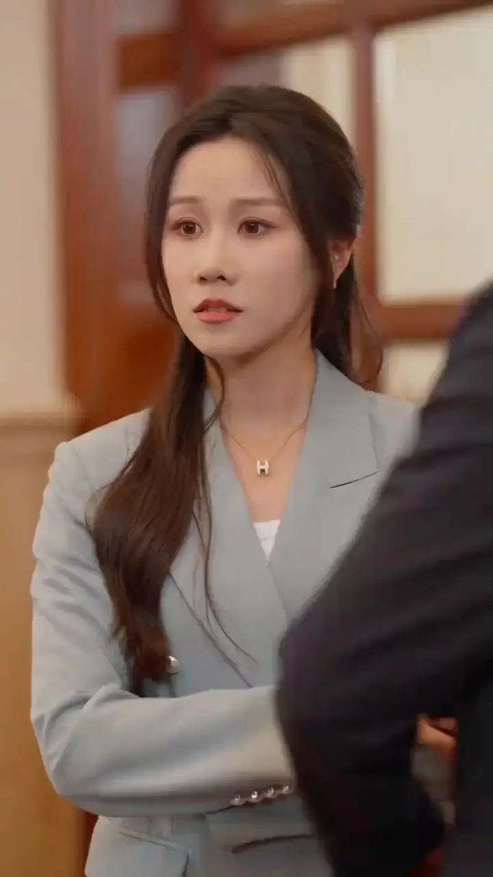 (Dubbed)Her Ex Is a Tech Tycoon Episode 57