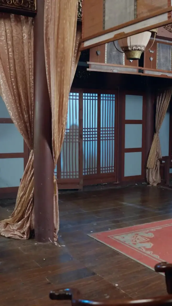 Love on the Edge of a Blade Episode 44