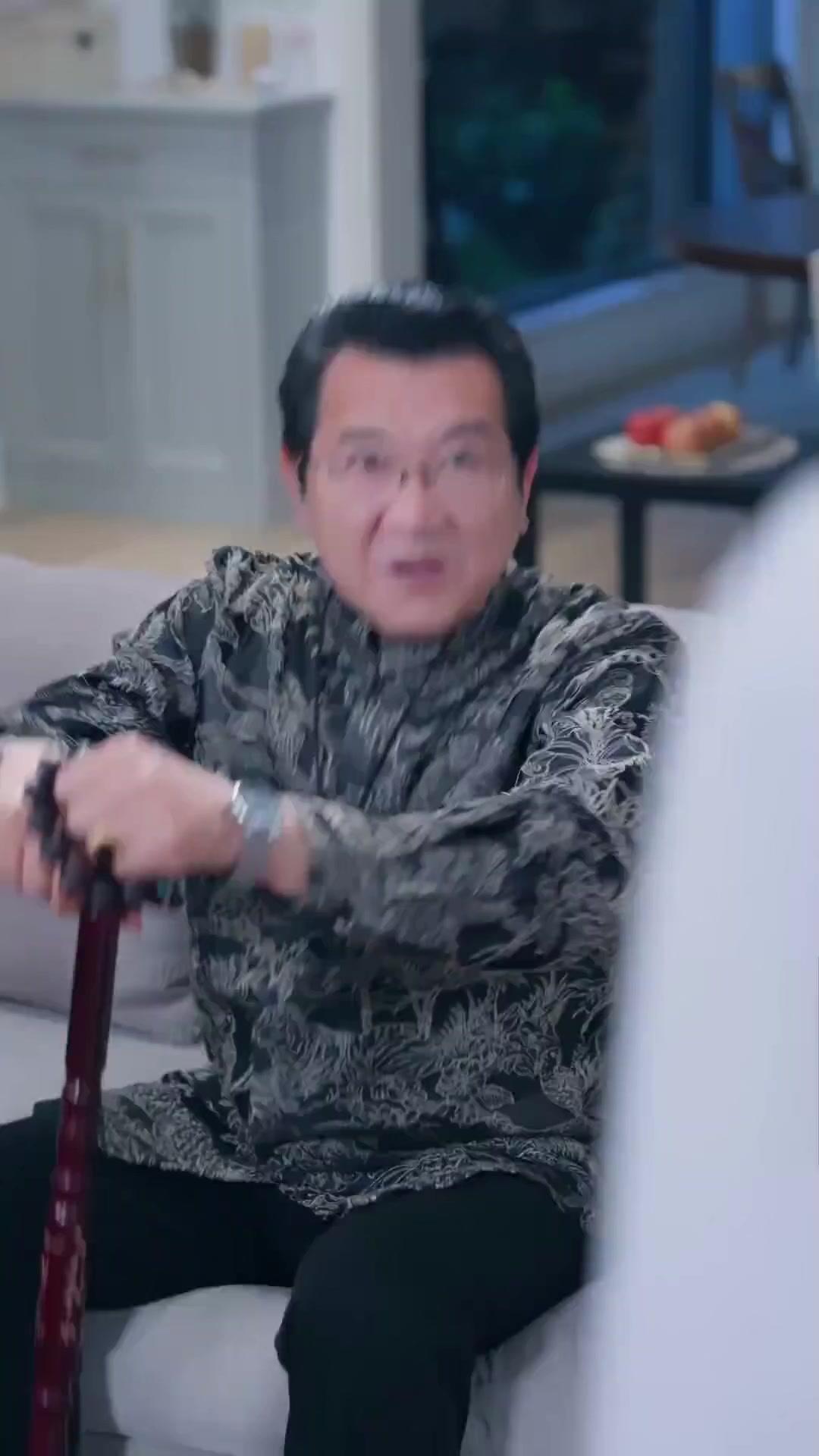 กุหลาบแห่งเงา
