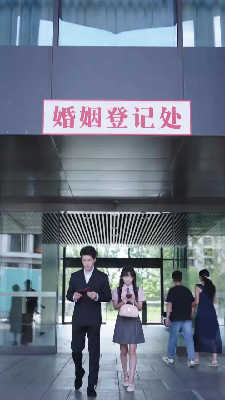 His Part Time Wife Became Real Love Episode 9