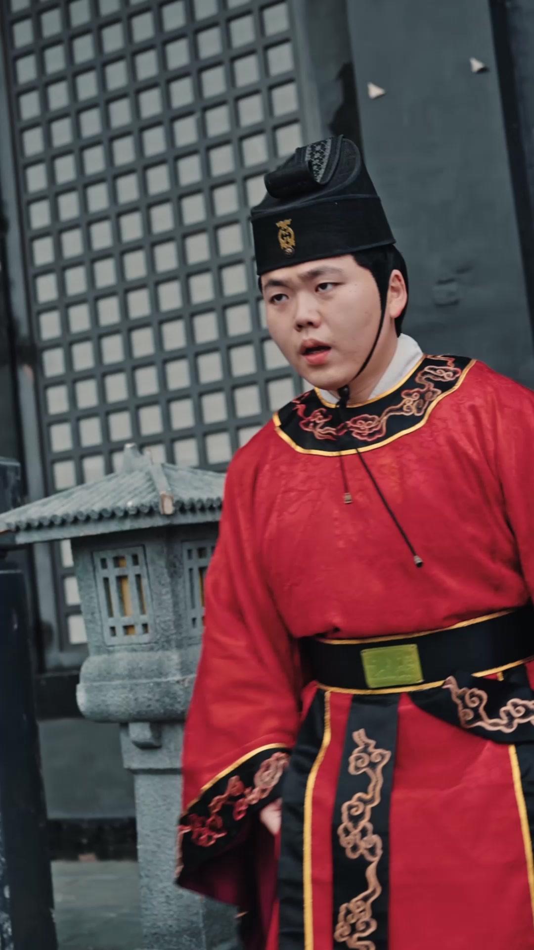 Damn! He is the Emperor!