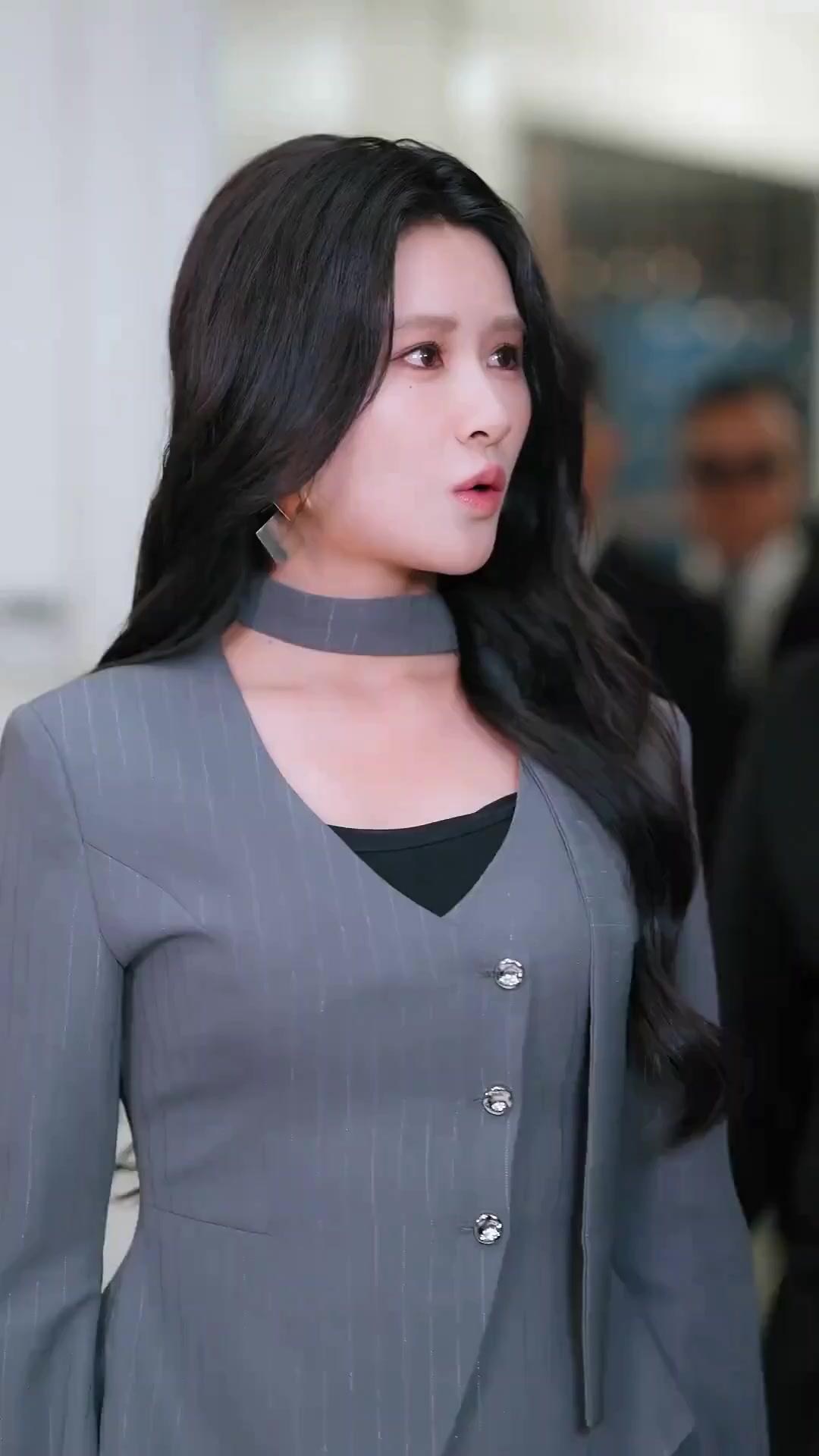 (Dubbed) Ms. CEO's Invincible Guard