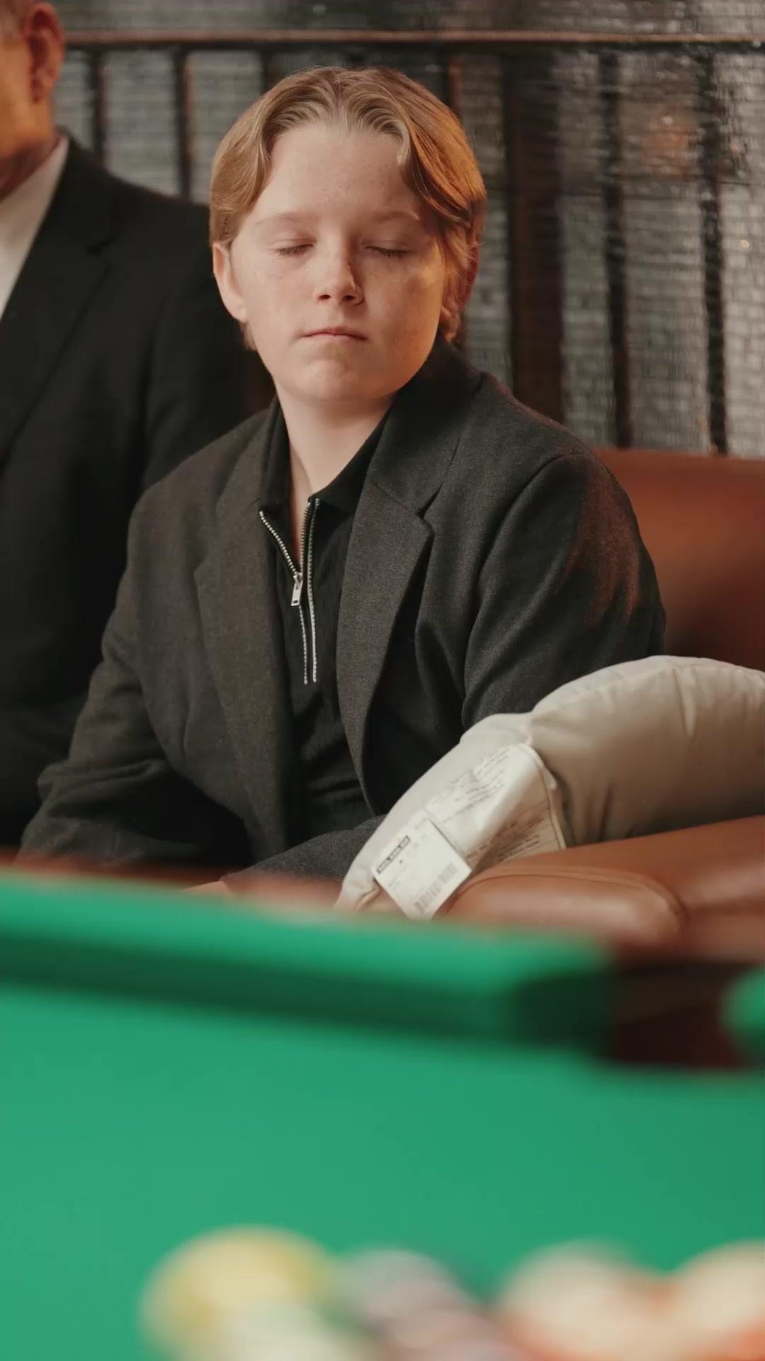 (Doublage)UN PRODIGE DU BILLARD