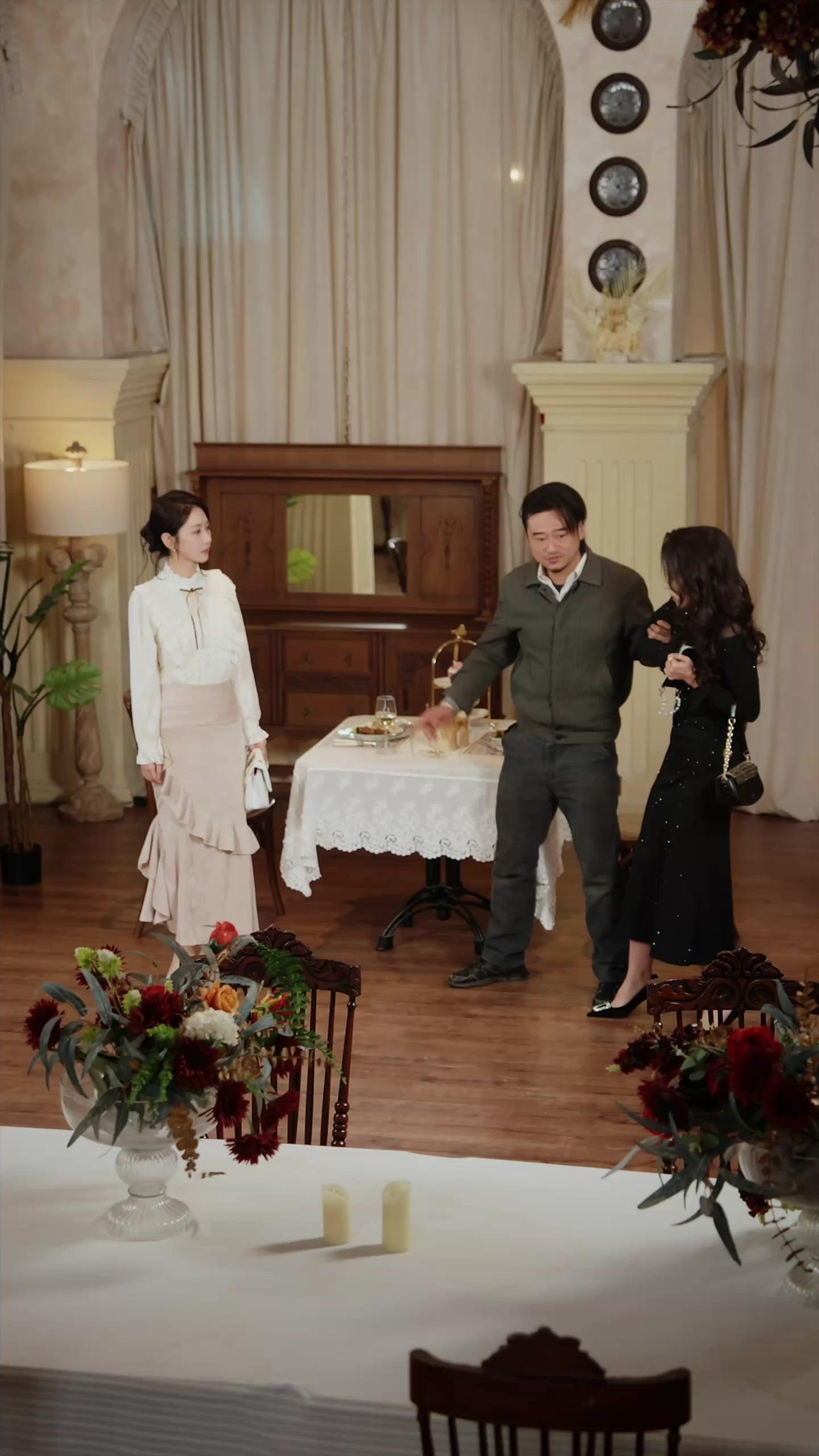Evdeki Yabancı