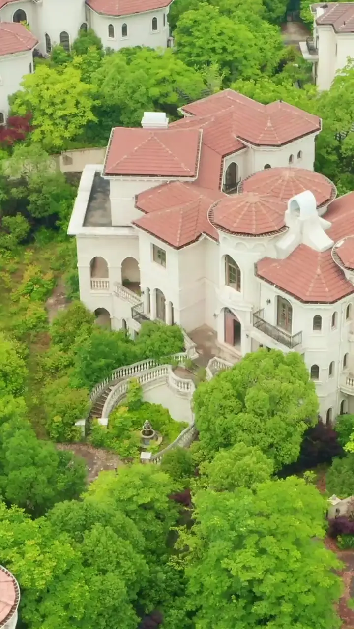 My Warlord Fiancé & His Mission to Save Me Episode 5