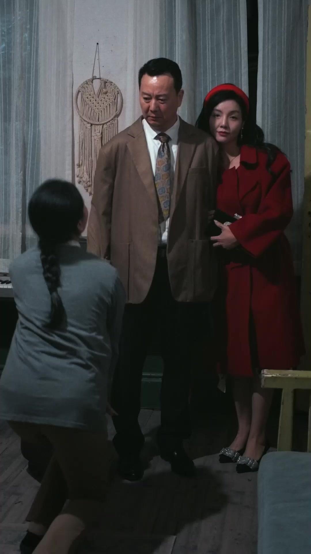 女兒認賊做母后，我笑了