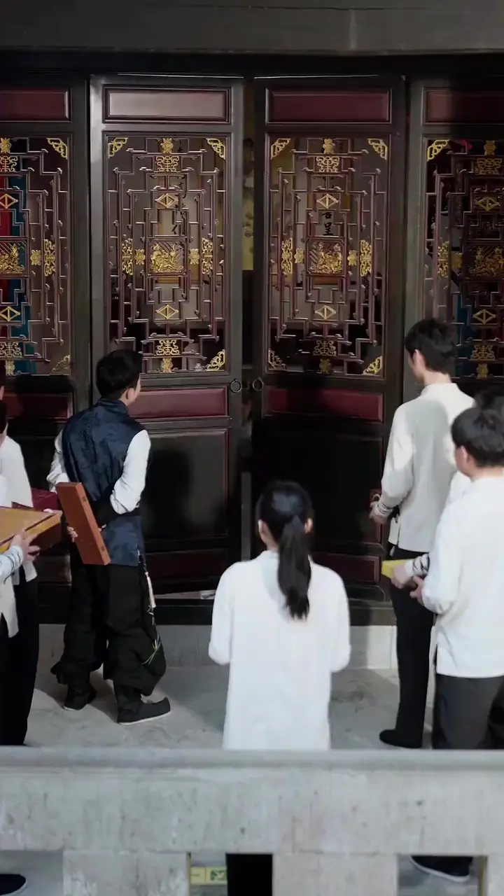 (Dubbed)God in Baby: Tears First, Blood Later Episode 33